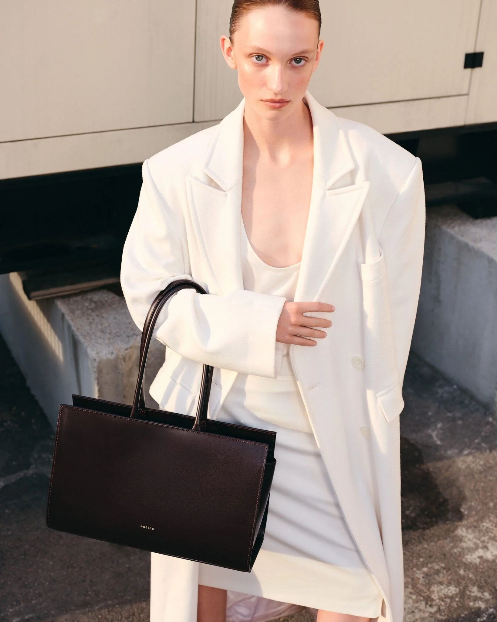 3-dasha-p-main-book-first-line-model-management